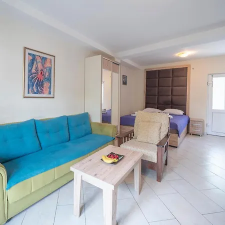 Апартаменты Apartments Budva *