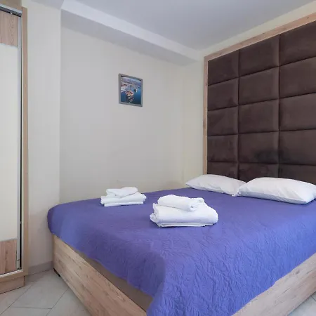 Apartments Budva Апартаменты *
