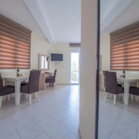 Apartments Budva Апартаменты *